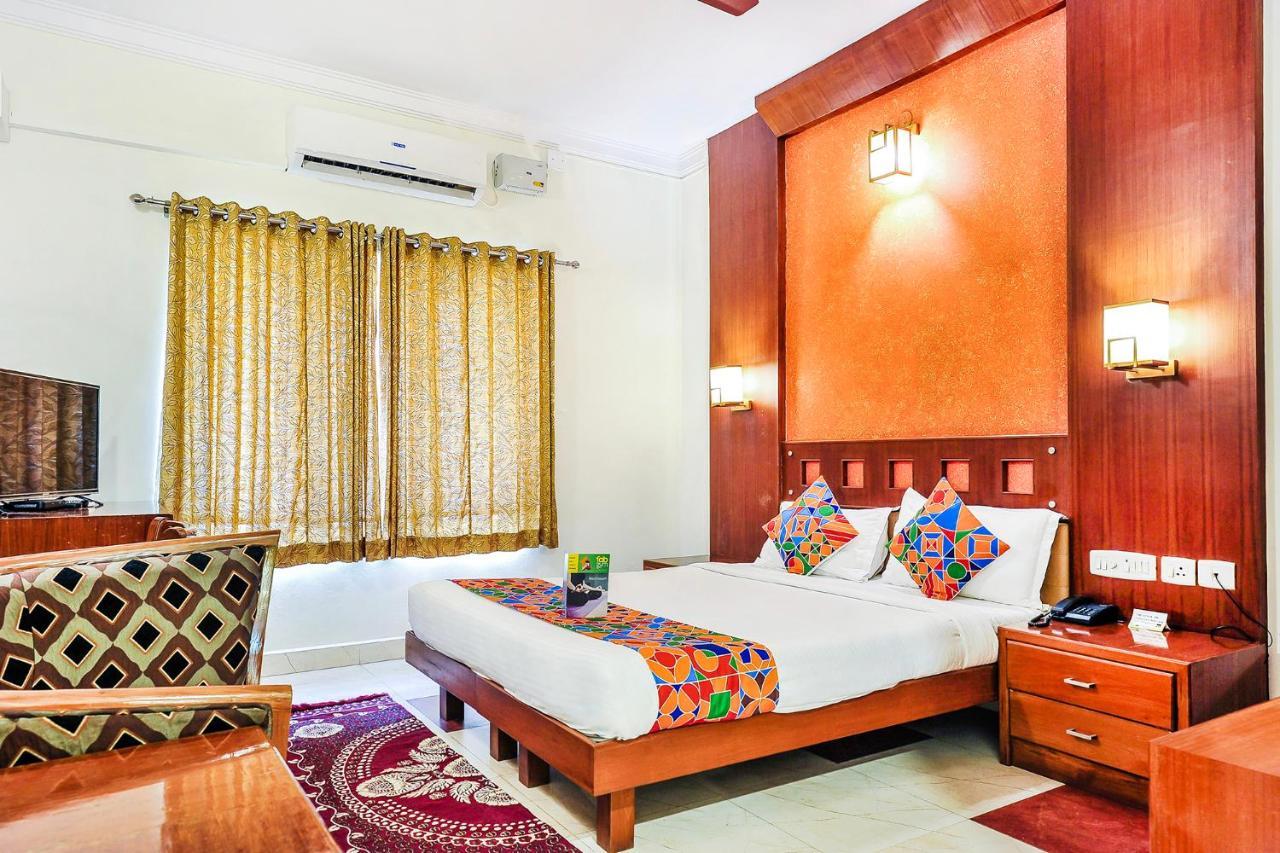Fabhotel Kangappadan Residency Ramavarmapuram Thrissur Exterior photo