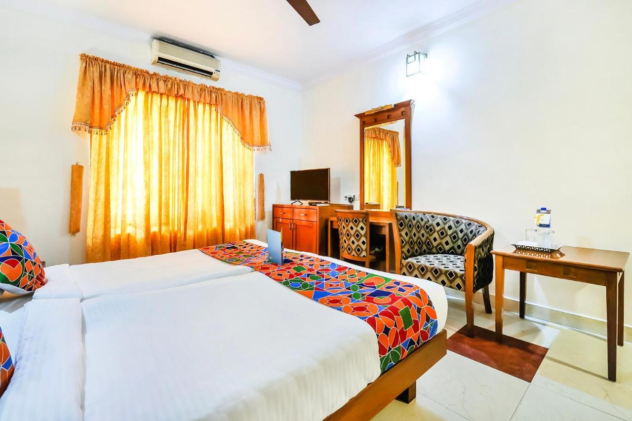 Fabhotel Kangappadan Residency Ramavarmapuram Thrissur Exterior photo